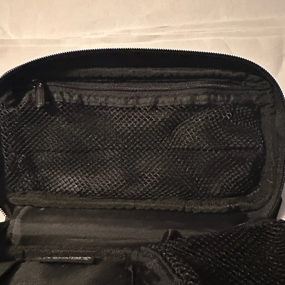 Nintendo Blue and Black Game Boy Advance SP Carrying Case